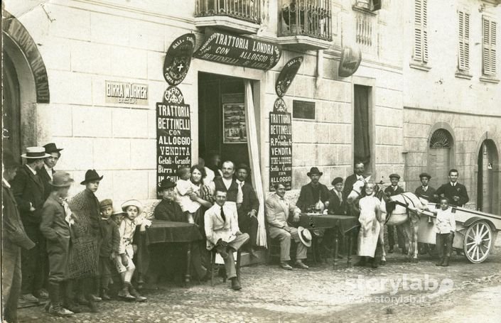 Festeggiamenti alla Trattoria Londra