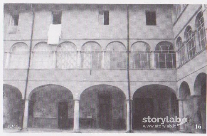 Edificio in Piazza Marconi