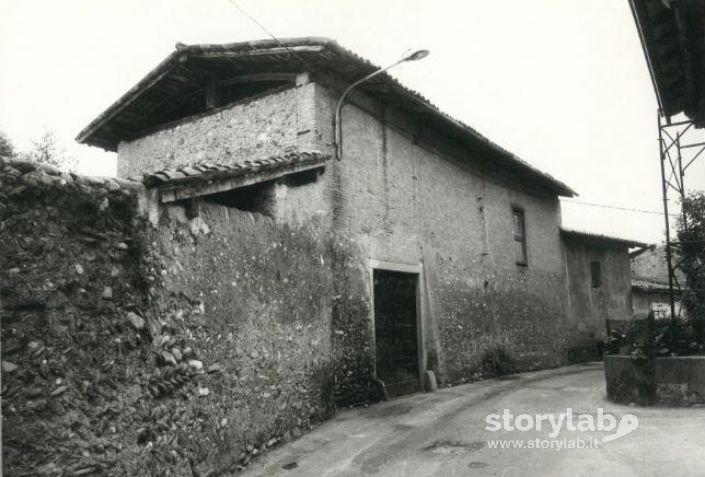 Centro Del Borgo Di Rosciate