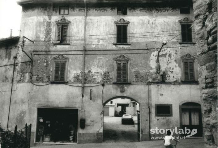 Centro Del Borgo Di Rosciate