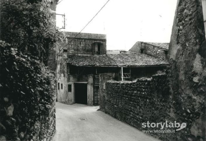 Centro Del Borgo Di Rosciate