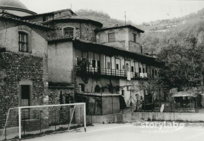 Chiesa Di Rosciate, Vista Dal Retro