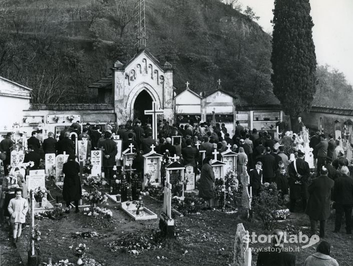 Cimitero di Volpino