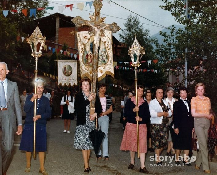 Processione A Vall'Alta