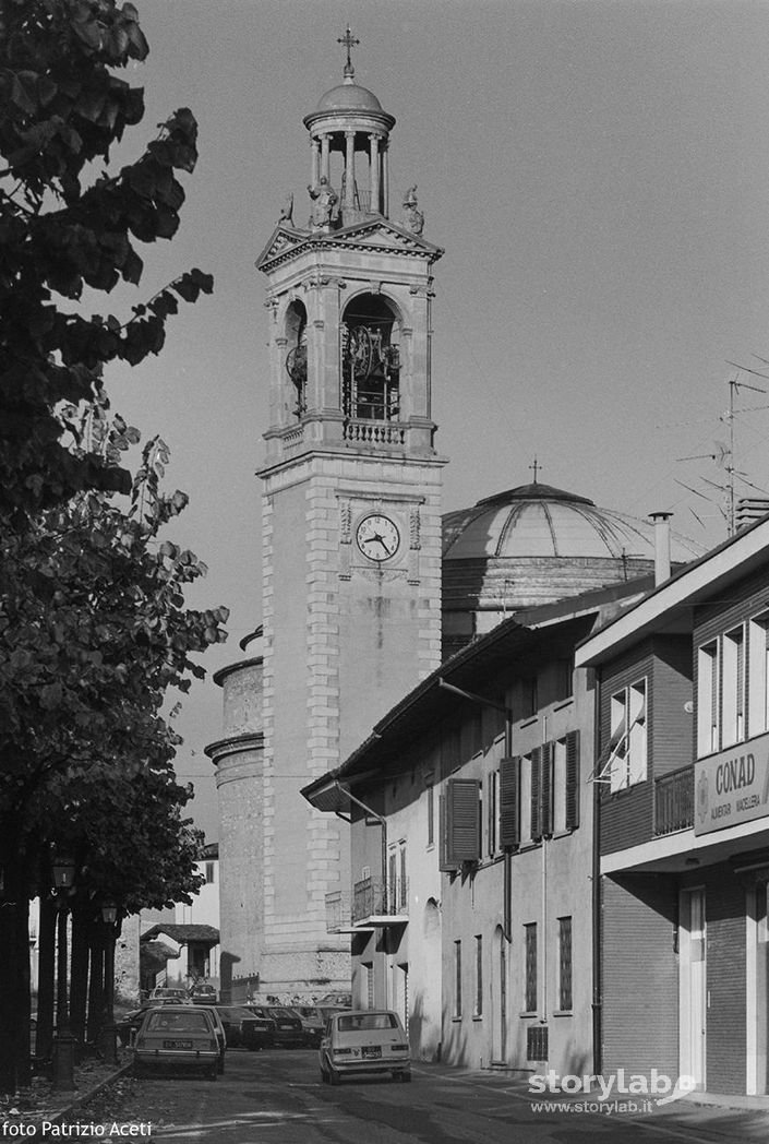 Ghisalba, piazza Garibaldi. 1989