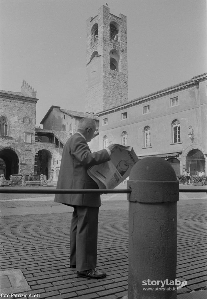 Bergamo Alta, piazza Vecchia. 1989